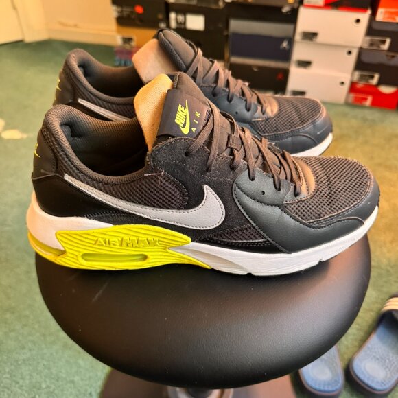 Nike - Air Max Excee - Black/White/Volt - Size 10.5 - Picture 3 of 9